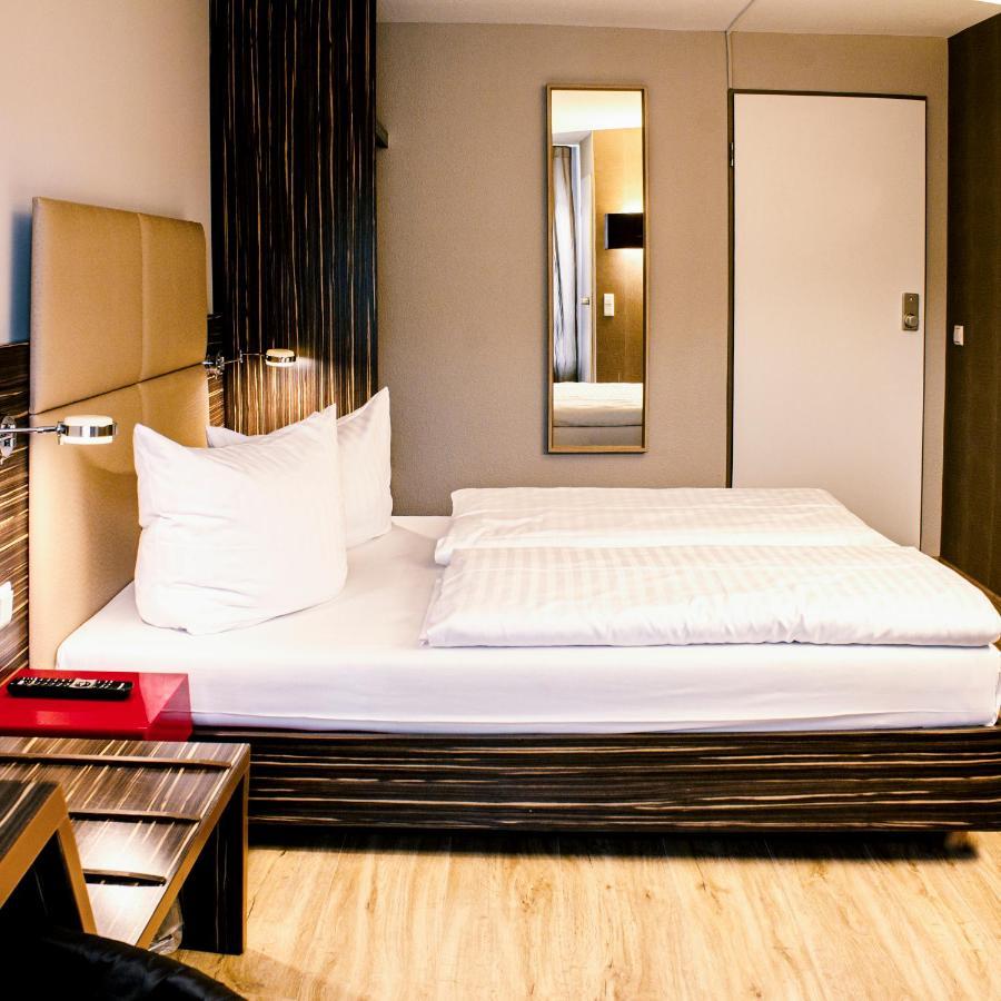 Arkade Hotel Am Theater Хейльбронн Экстерьер фото